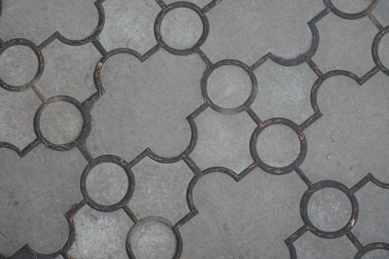 Design Options For Commercial Interlocking Paver Installations